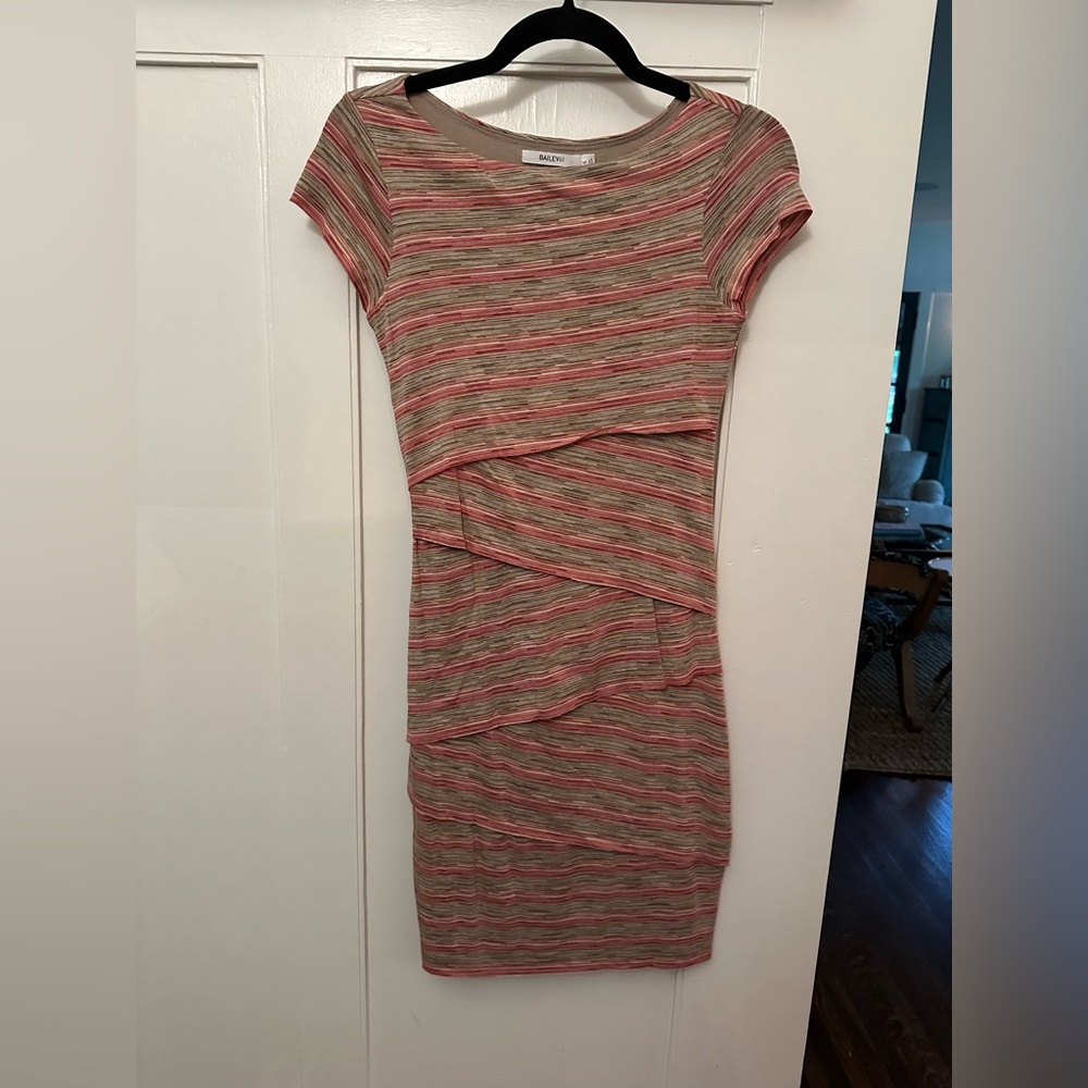 bailey44 dress…so flattering!!